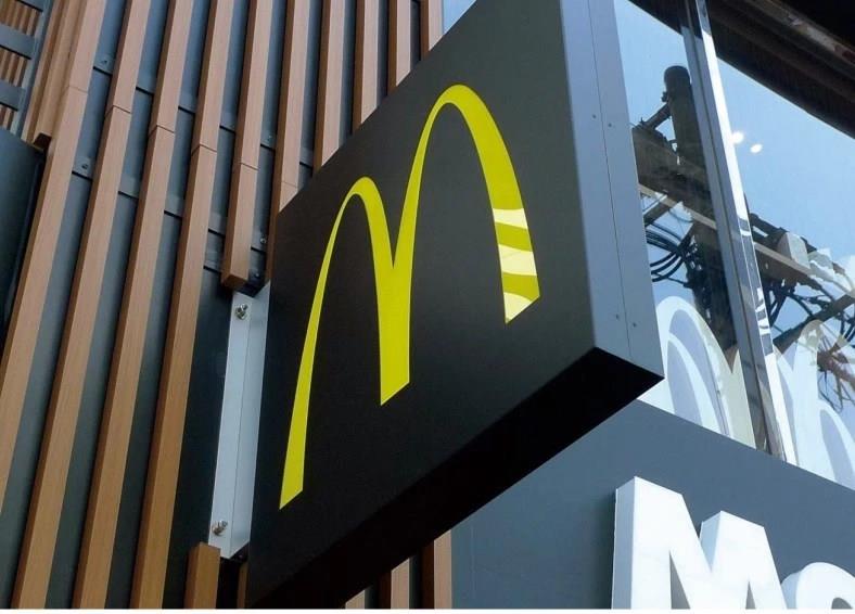 FEVE aluminium composite panel application